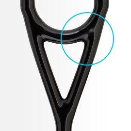 Nahaufnahme von schwarzen Schläuchen in Y-Form, welche die Gabel eines 3M Littmann Stethoskops bilden.